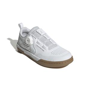 product/a/d/adidas_ih5846_6_footwear_photography_front_lateral_top_view_white.jpg