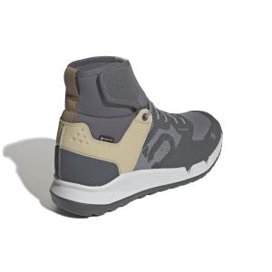 product/a/d/adidas_ji0860_7_footwear_photography_back_lateral_top_view_white-nw091625.jpg