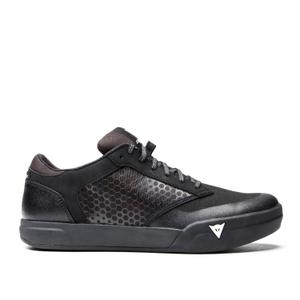 product/d/a/dainese_2037700002-631_black-black_1.jpg