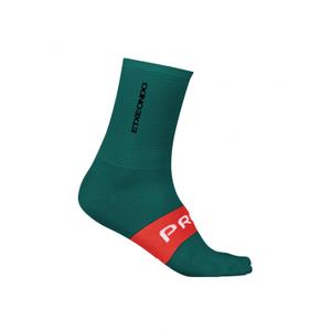 44673darkg-chaussettes-etxeondo-pro-lightweight-vert-fonce