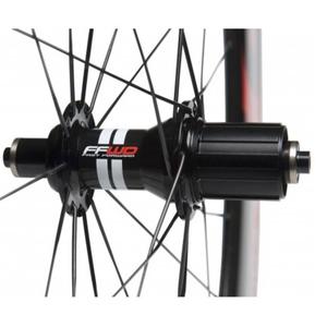 s0030059000001-corps-de-cassette-ffwd-dt-3-pawl-rotor-shimano-10-11-black-tu