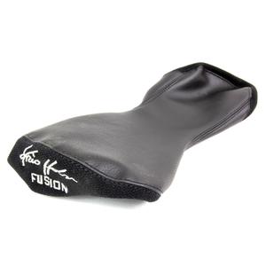 kh8603-couvre-selle-kris-holm-fusion-marron-tu