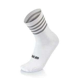 727902-chaussettes-mb-wear-night-h15-blanc
