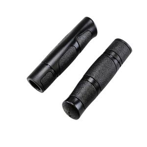501243-paire-de-poignees-predecoupe-progrip-942-soft-touch-noir-125-mm
