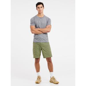 2725600-476-short-protest-prtcarbost-artichoke-green