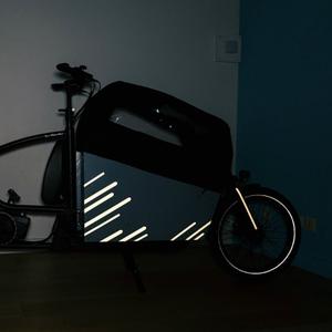 product/r/e/reflective-berlin_205538_blanc_9.jpg