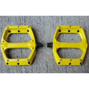 sp-ped-0021-yellow-pedales-spank-spoon-dc-jaune-tu