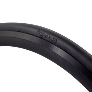 704106-pneu-tannus-slick-hard-23-622-noir-700x23