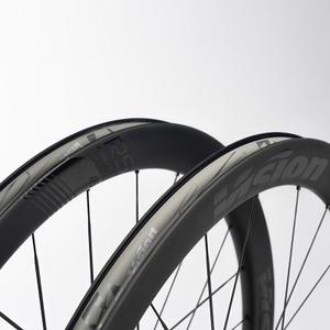 726943-roue-de-velo-vision-45-rs-sl-cl-tlr-shimano-11v-noir-45x23-mm